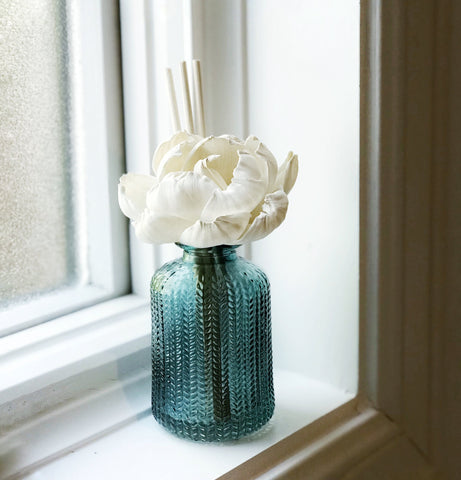 Teal Blue Natural Floral Reed Diffuser for Home Office, Bedroom and Bath. Strong Home Fragrance diffuser, Modern Farmhouse Ocean Beach Decor