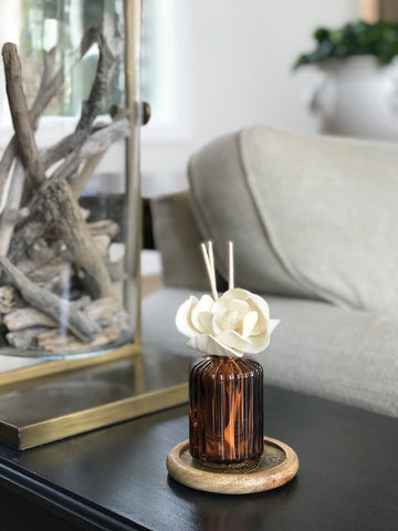 Amber Reed Diffuser with Magnolia or Peony flower. 20+ Clean Scent Choices. Traditional, Modern Decor. Housewarming, Hostess Gift for her.